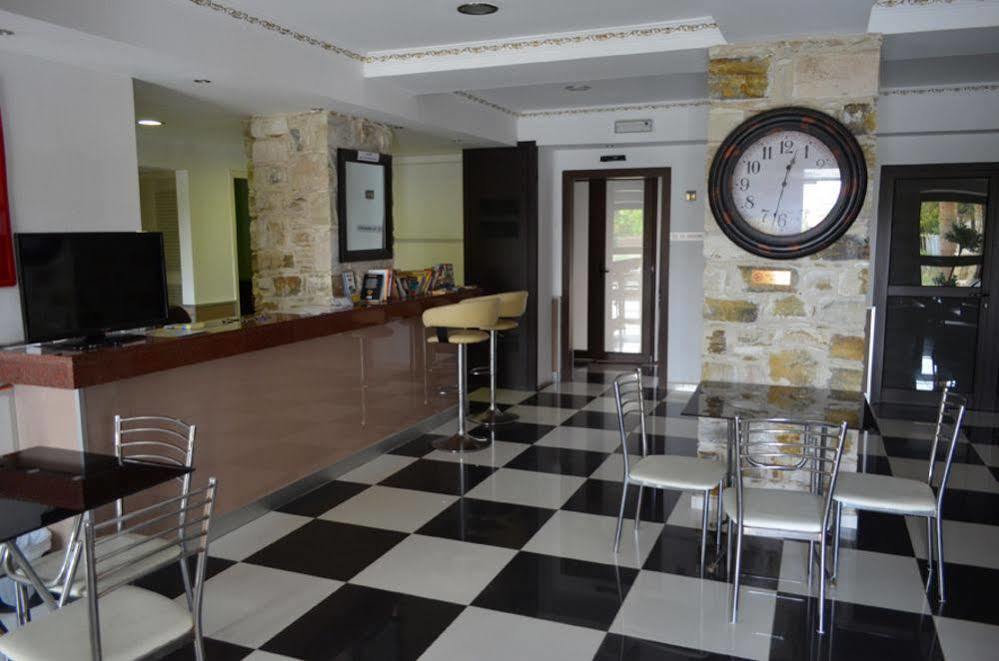 Hotel Vergi فوروكليني المظهر الخارجي الصورة