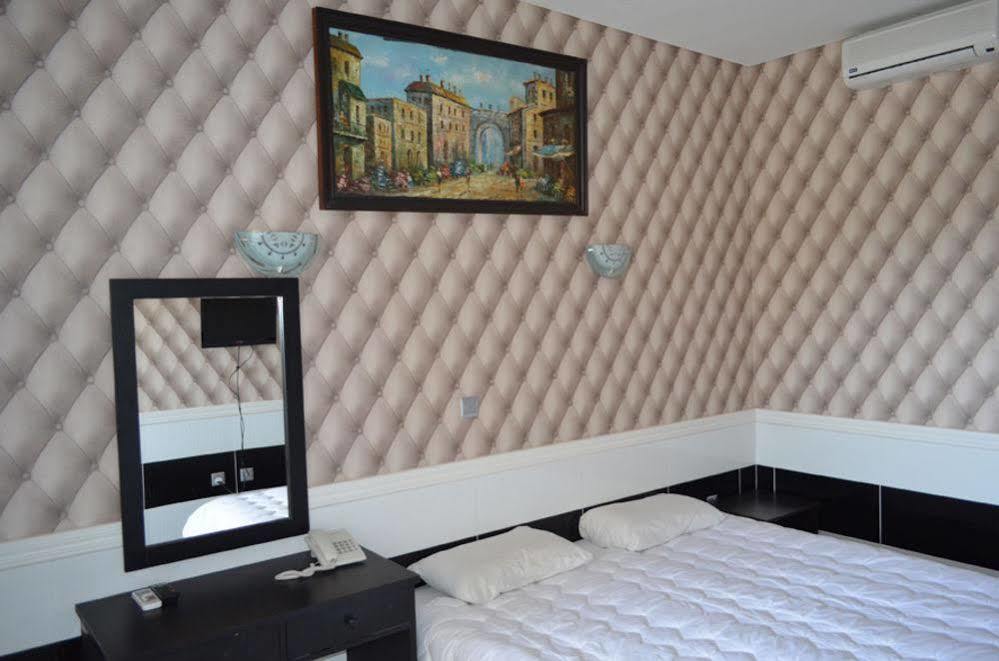 Hotel Vergi فوروكليني المظهر الخارجي الصورة