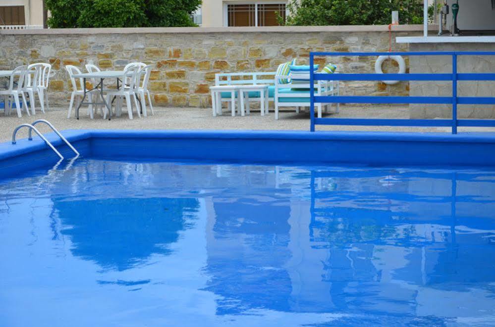 Hotel Vergi فوروكليني المظهر الخارجي الصورة
